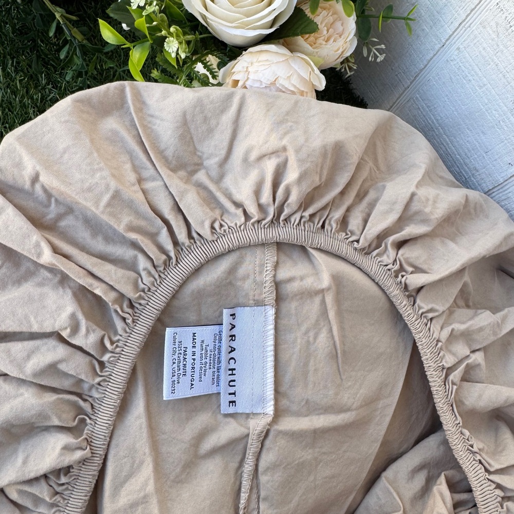 PARACHUTE
Signature Organic Cotton fitted sheet size King new without tags - Picture 9 of 12